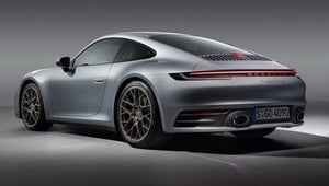 Porsche 911 Carrera type 992