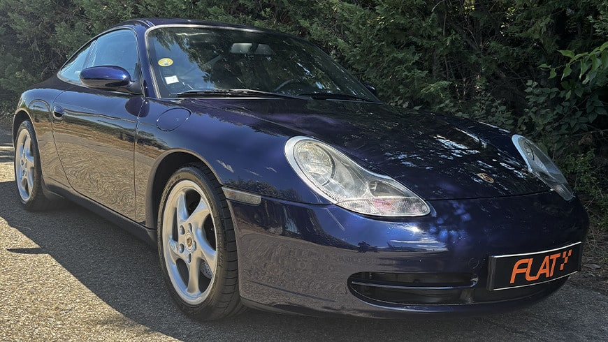 Porsche 911 Carrera 996 bleue, vue avant