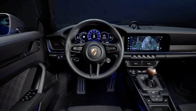 Porsche 911 Carrera T Cabriolet type 992