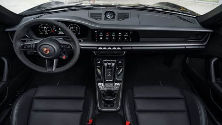 Porsche 911 Targa 4 GTS type 992