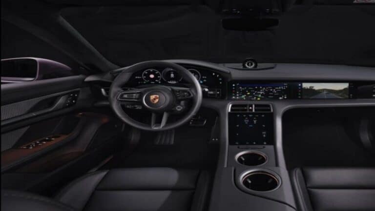 Porsche Taycan Turbo S Sport Turismo type 9J1